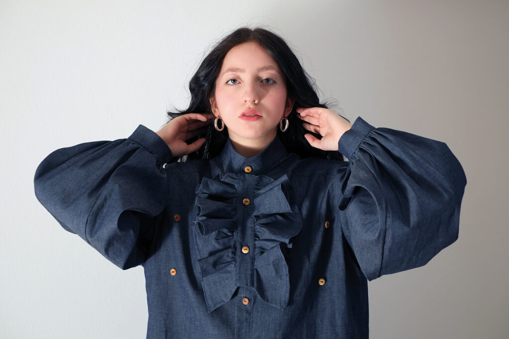 Kleo customizable shirt – Alejandra Deaza Silva project picture